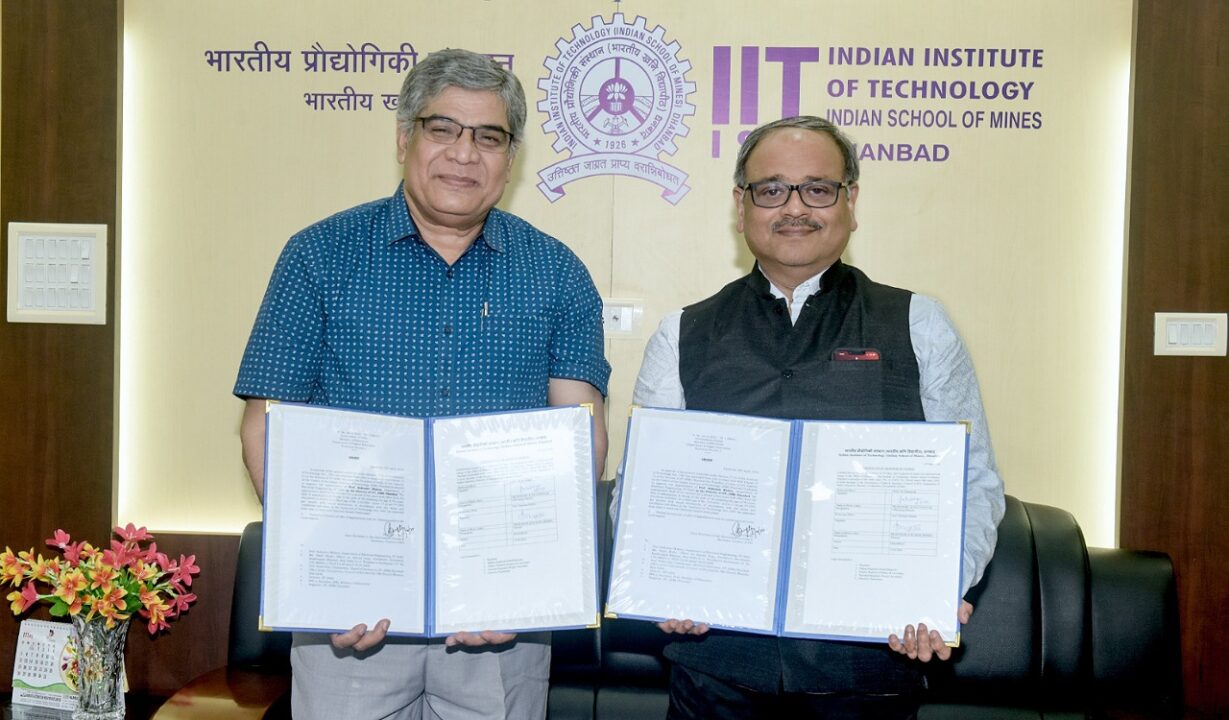 Dhanbad के IIT ISM के नए निदेशक के रूप में पदभार ग्रहण किये प्रोफेसर सुकुमार मिश्रा 