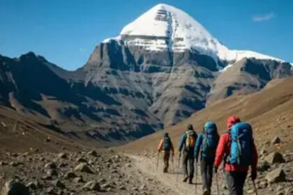 कैलाश मानसरोवर AI जनित फोटो