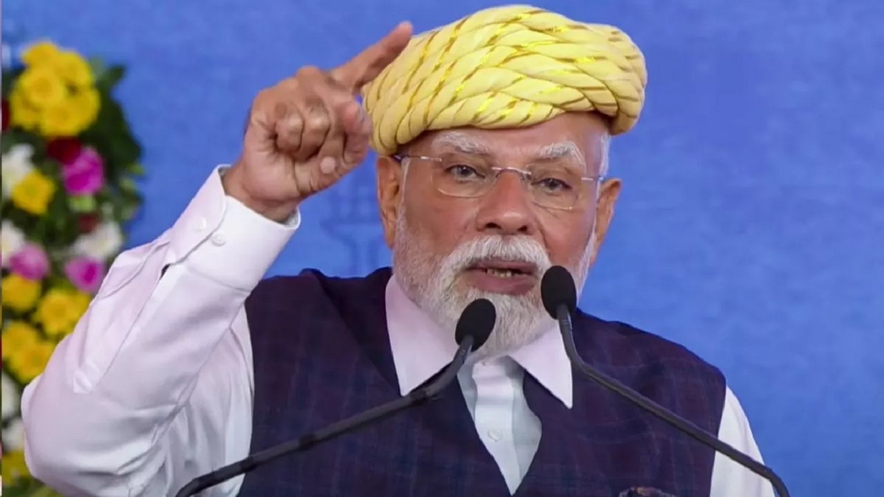 विदेशी निर्भरता सबसे बड़ा दुश्मन…” टैरिफ और एच-1बी वीजा वार के बीच पीएम मोदी  का बड़ा संदेश | Mirror Media
